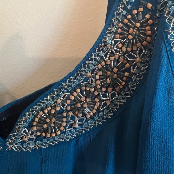 French Connection Size 10 Ocean blue silk camisole with beading throughout. - Picture 6 of 16